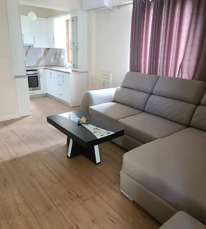 Brand New Apartment Gjirokastër Eksteriør bilde
